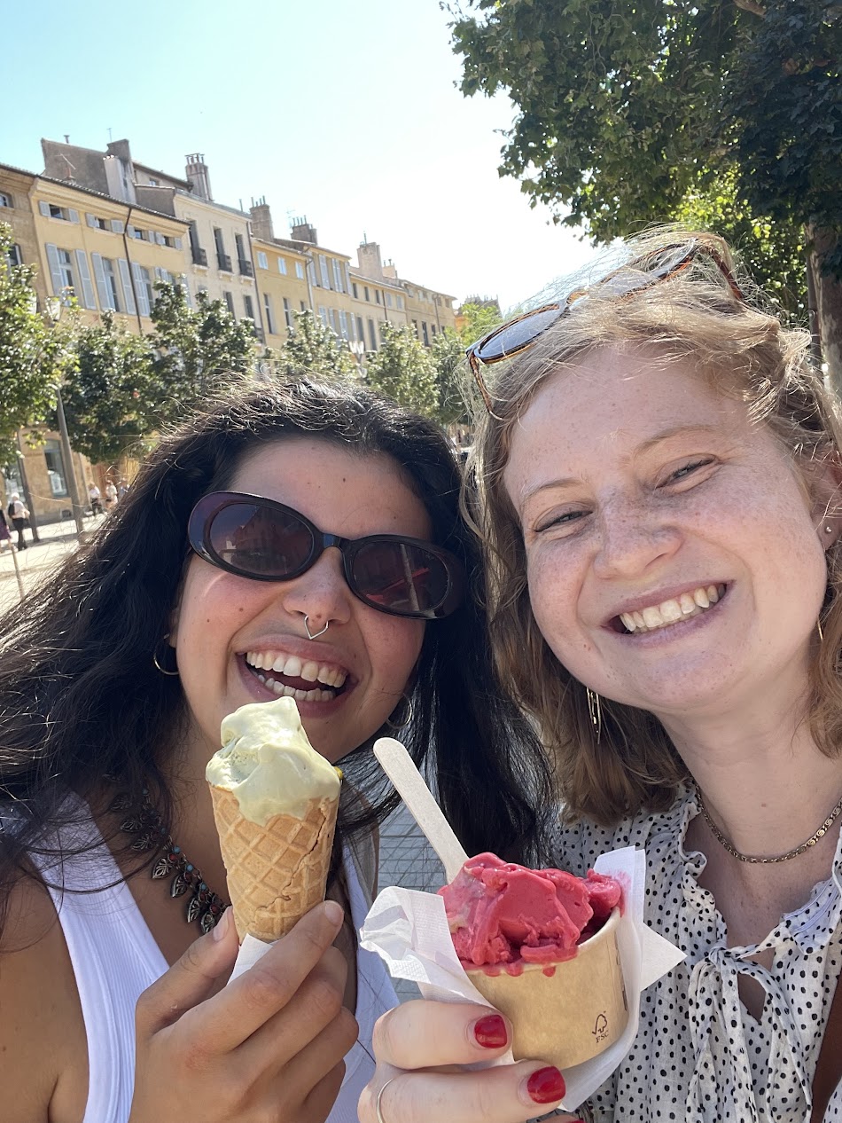 Katerina Ramos-Jordán and Caroline Holyoak