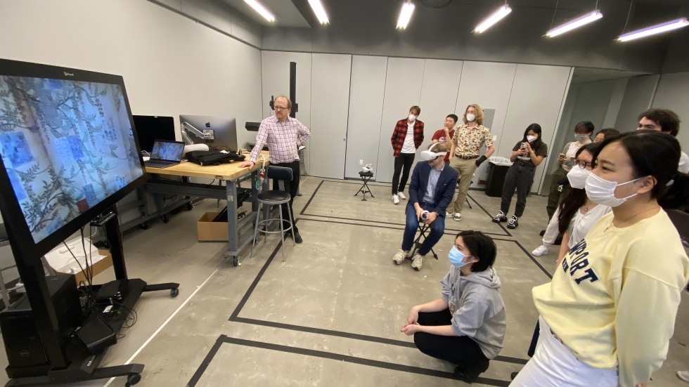 students at VR workshop